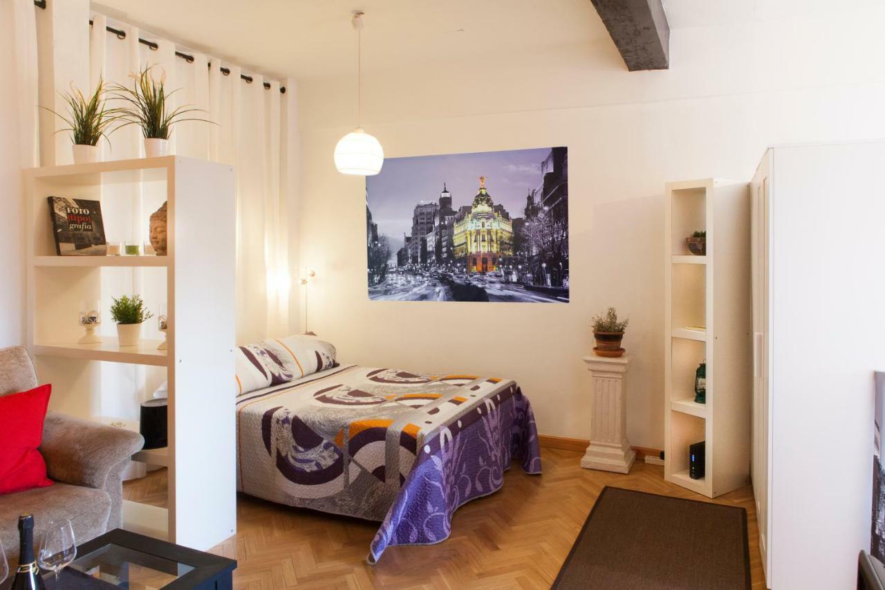 Segovia Lägenhet Madrid Exteriör bild