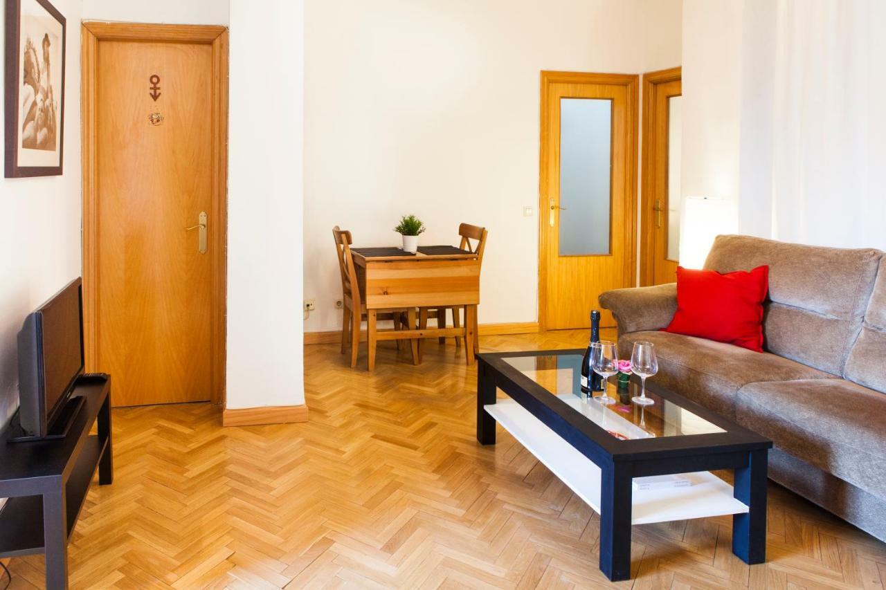 Segovia Lägenhet Madrid Exteriör bild